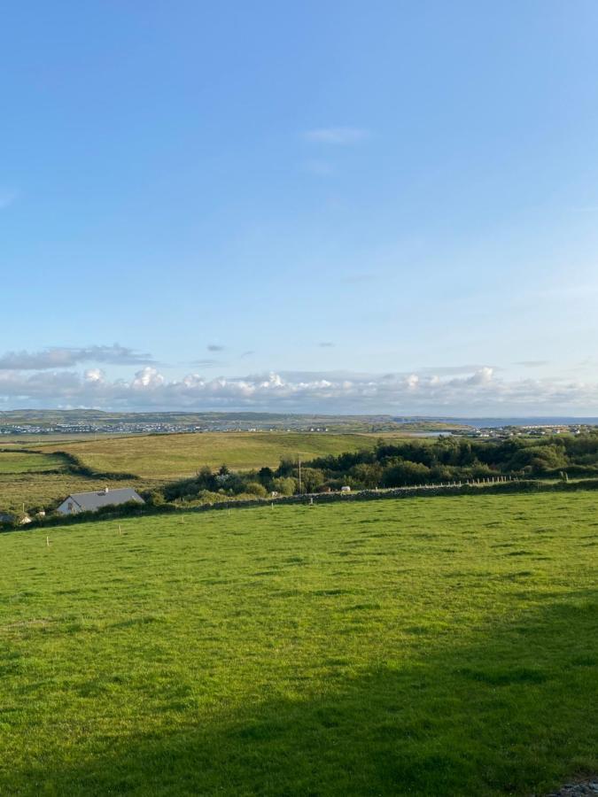 Hill Top View Apartment Lahinch Esterno foto